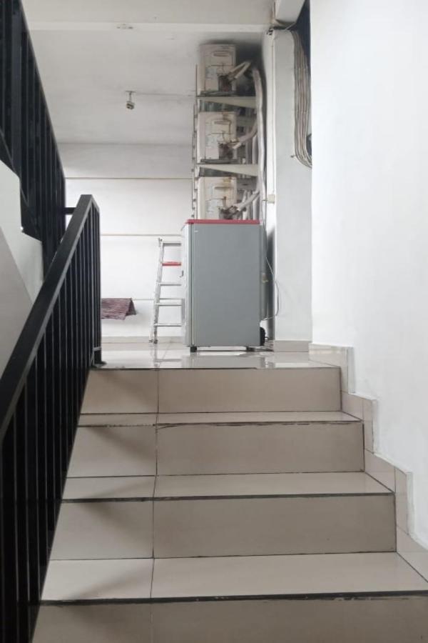 ג'קרטה Spot On 90538 Wisma Dewi Syariah מראה חיצוני תמונה