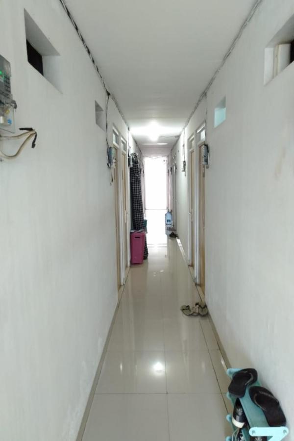 ג'קרטה Spot On 90538 Wisma Dewi Syariah מראה חיצוני תמונה
